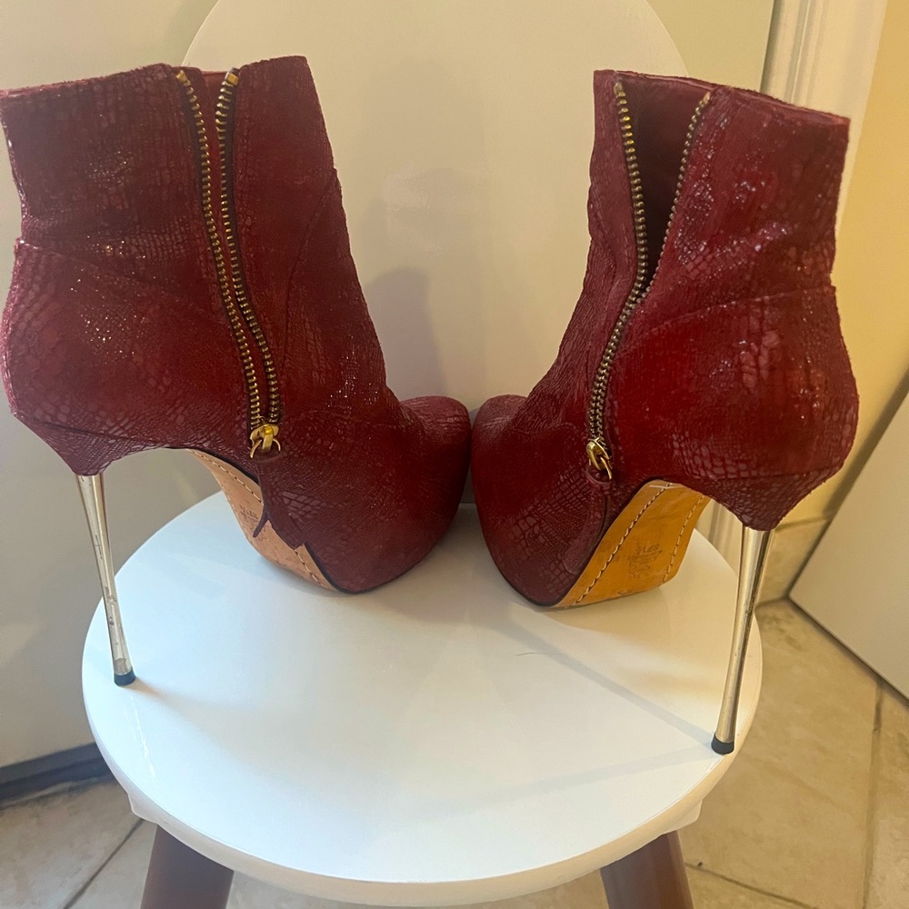Booties - Picture 3 of 4